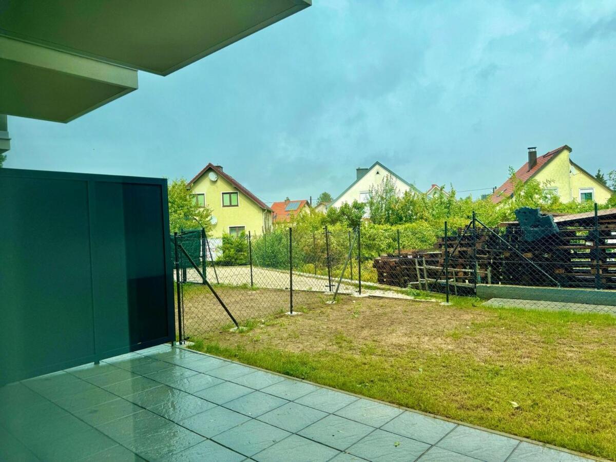 Modern Stylish With Garden & Free Parking